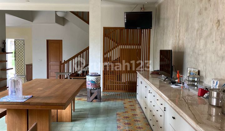 LUXURY HOUSE WITH SERENE ENVIRONMENT IN Magnolia Cluster, Alam Sutera 2