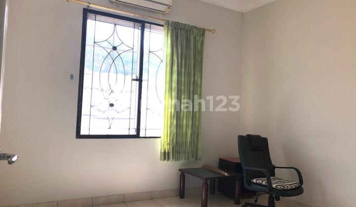 FOR RENT: THE GREEN HOUSE, BSD, IN NEAT CONDITION, READY TO OCCUPY.