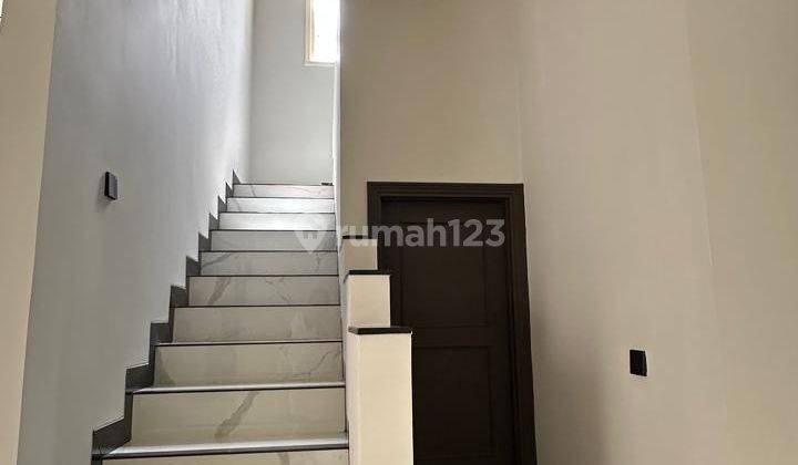 Dijual Rumah Brand New Bangunan Mandiri Grisea Summarecon, Gs 2