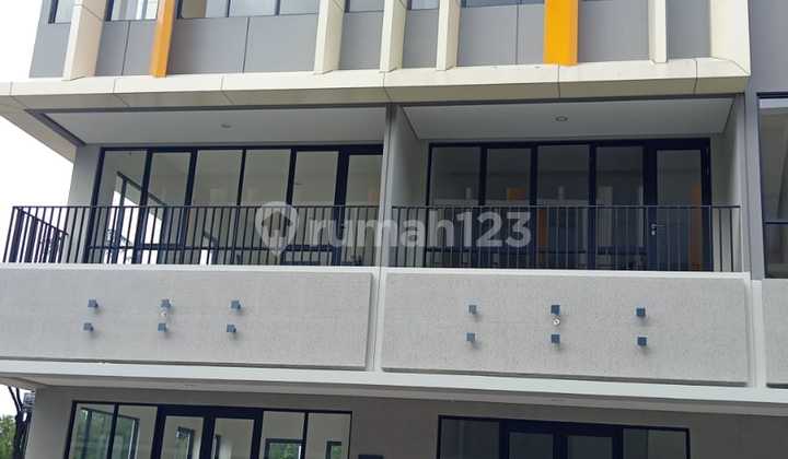 3 Floors The Loop BSD City New Ready to Use Good Location