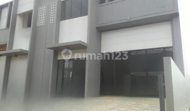 GUDANG TAMAN TEKNO KONDISI BAGUS TERAWAT HADAP UTARA