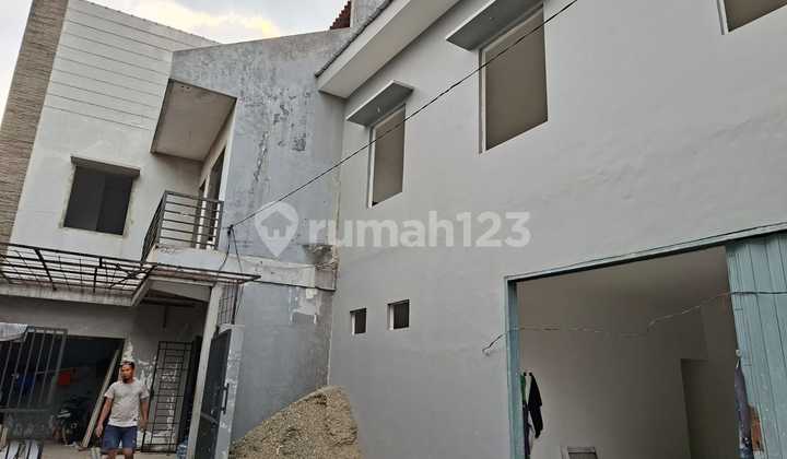 FOR RENT WAREHOUSE Jl. Jombang Raya Bintaro Next to Main Road