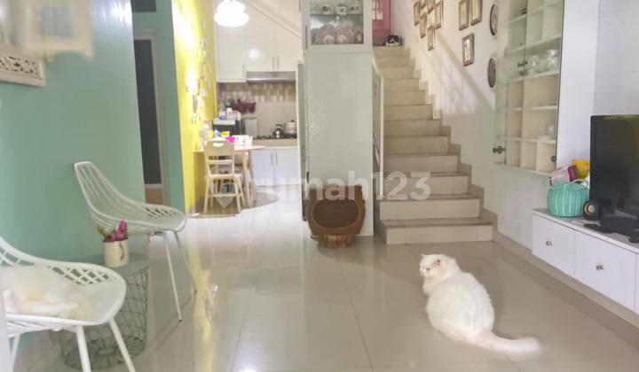 Dijual Rumah Murah 2 Lantai di Serpong Park Kondisi Bagus