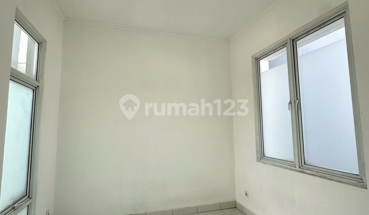 For Rent, Unfurnished Neat House, Strategic Location The Icon, BSD For Rent, Unfurnished Neat House, Strategic Location The Icon, BSD