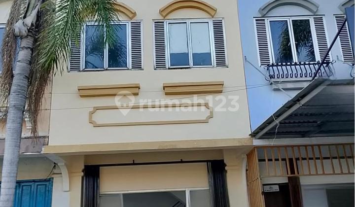 FOR SALE ST. MONICA SHOPHOUSE, GADING SERPONG Strategic Location