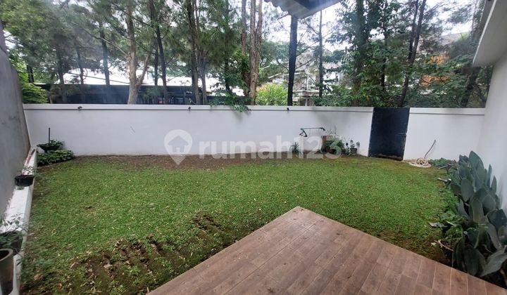 Dijual Rumah Hoek Discovery Bintaro, Tang-Sel Kondisi Rapih