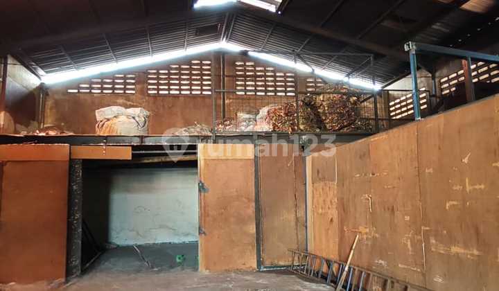 FOR SALE READY-TO-USE WAREHOUSE in Karawaci with Container Access FOR SALE READY-TO-USE WAREHOUSE in Karawaci with Container Access