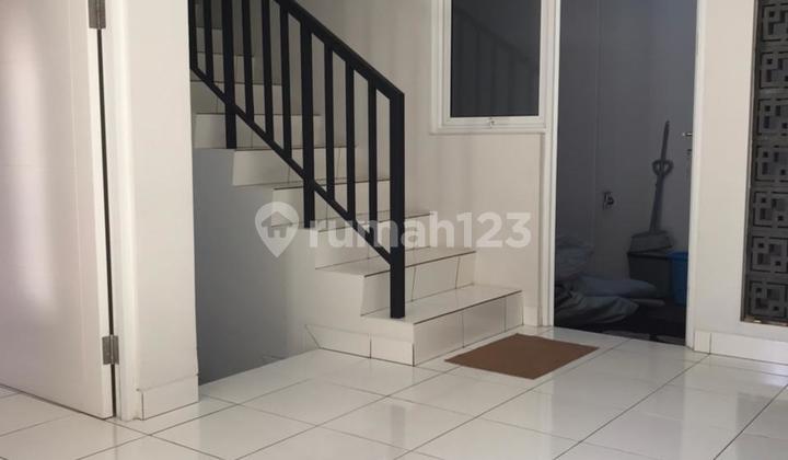 Rumah di Summarecon Dayana Bagus menghadap utara dan sudah SHM 2