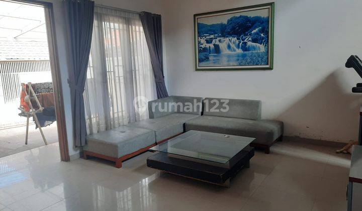 Rumah 2 Lantai Bagus Semi Furnished SHM di Ancol, Bandung 2