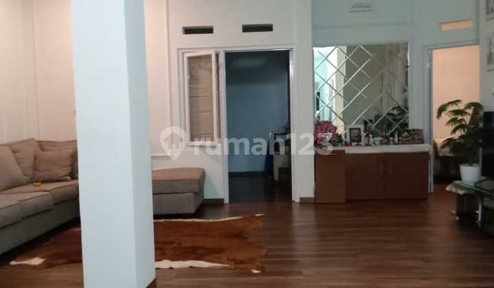 Rumah Bagus Semi Furnished Antapani, Bandung 2