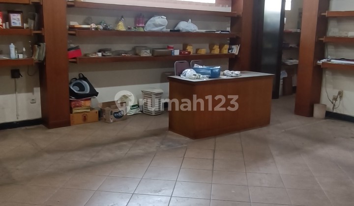 Ruang Usaha di Sayap Riau Bandung