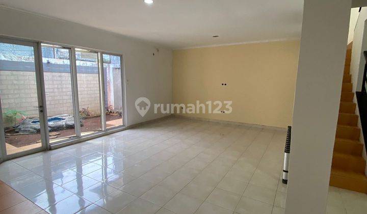 Rumah Bagus 2 Lantai SHM di Delatinos Bsd Tangerang 2