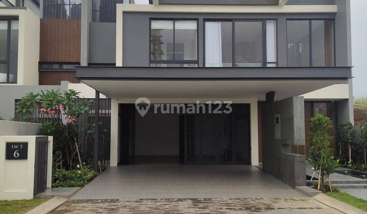 Rumah Sultan Kondisi Baru 3 Lantai Type 15 di Lyndon Navapark Bsd 1