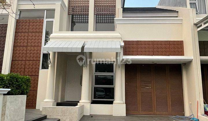 Rumah 2 Lantai Sudah Renovasi di BSD Green Wich, Tangerang 1