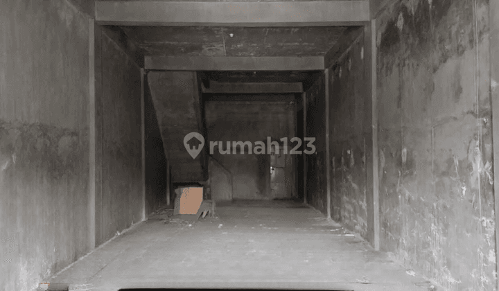 Ruko 2 Lantai Disewakan di Jl. Hangtuah Pekanbaru 2