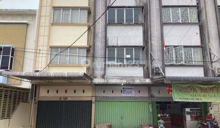 Ruko 2,5 Lantai Kosong Disewakan di Jl Mutiara Pekanbaru 1