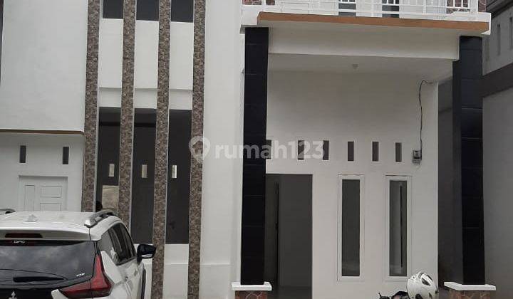 Rumah 2 Lantai Siap Huni di Jl Merak Utama Pekanbaru 1
