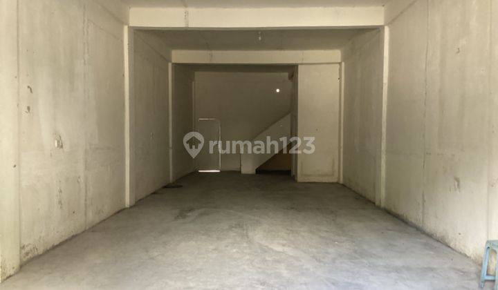 Ruko 3 Lantai Tengah Kota Dijual di Jl. Arifin Ahmad Pekanbaru 2