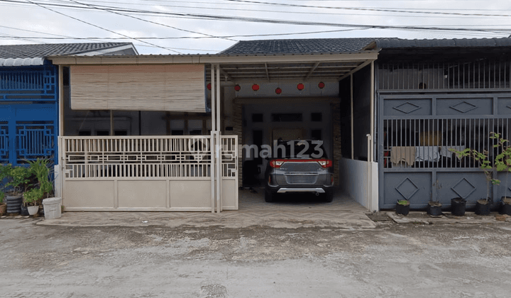 Rumah Siap Huni Full Furnished Dijual di Jl. Riau Pekanbaru 1