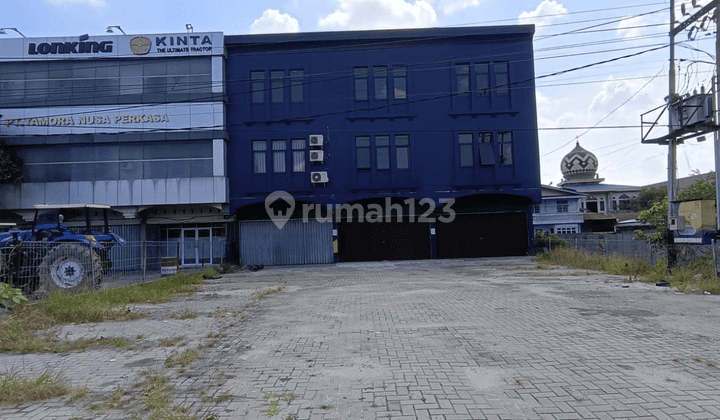 Ruko 3 Unit Disewakan di Jl. Soekarno Hatta Pekanbaru 1