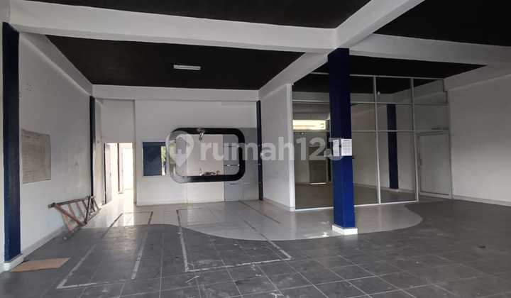 Ruko 3 Unit Disewakan di Jl. Soekarno Hatta Pekanbaru 2