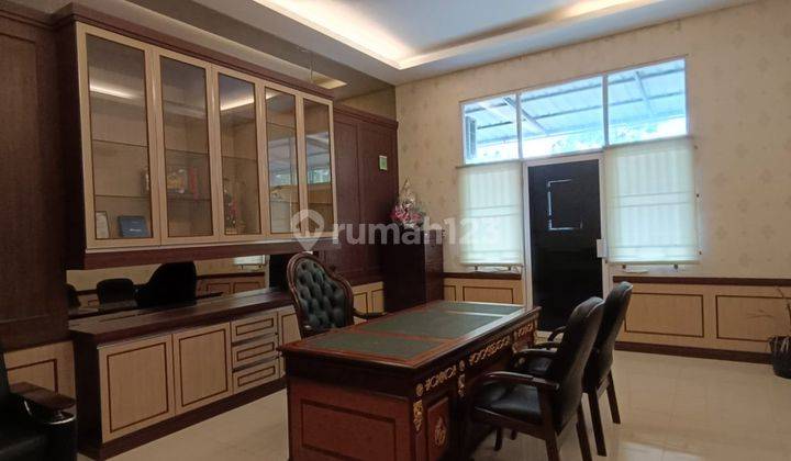 Ruko 3 Lantai Gandeng 2 Dijual Jl. Parit Indah Pekanbaru 2