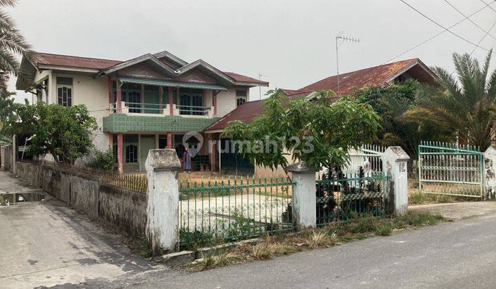 Rumah Dan Tanah Luas Dijual di Jl. Dakota Dekat Jl.paus 1