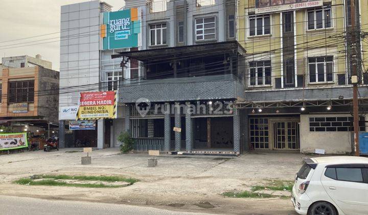 Ruko 3 Lantai Dijual di Jl.lintas Timur Pangkalan Kerinci 1