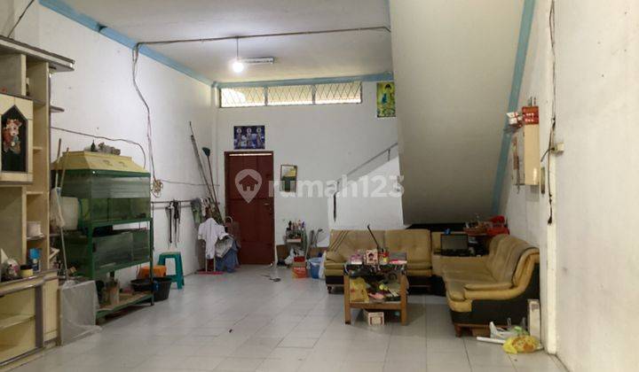 Ruko 3 Lantai Dijual di Jl. Soekarno Hatta Pekanbaru 2