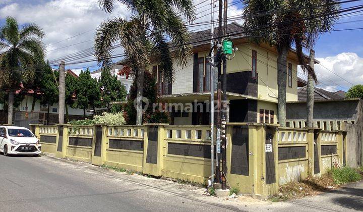 Rumah Mewah Tengah Kota Dijual di Jl. Kelapa Sawit Pekanbaru 1