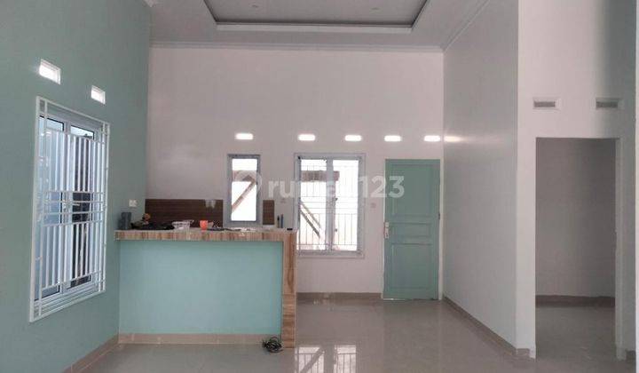 Ruko 3 Lantai Full Keramik Dijual di Jl. Harapan Raya Pekanbaru 1