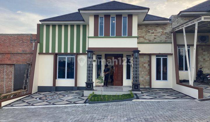 Rumah Cluster Full Interior Dijual di Jl. Hangtuah Ujung  1