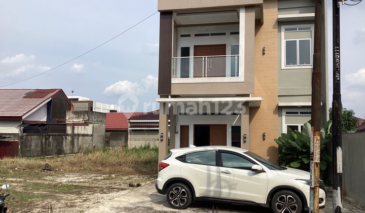 2-Story House for Sale on Jl. Punai Parit Indah Pekanbaru