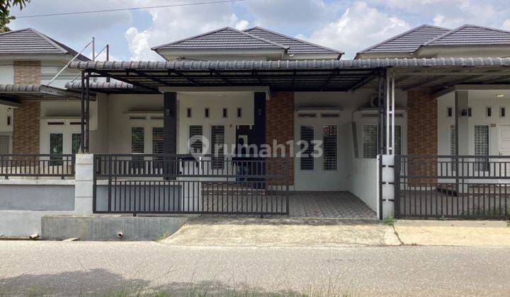 Rumah Siap Huni Dijual di Jl. Gajah Mungkur Harapan Raya