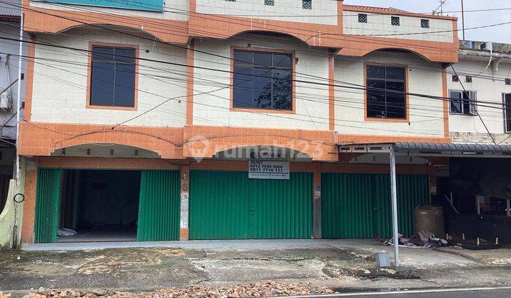 Ruko 2,5 Lantai Disewakan di Jl. Balam Pekanbaru 1