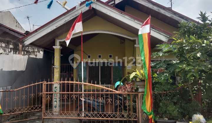 2-Story House for Sale on Jalan Cipta Karya 1