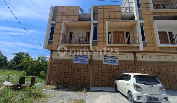2-STORY SHOP HOUSE FOR RENT ON JL KARYA INDAH 2-STORY SHOP HOUSE FOR RENT ON JL KARYA INDAH