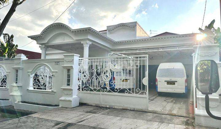 Rumah Bulatan Tengah Kota Dijual di Jl. Serati Pekanbaru 1