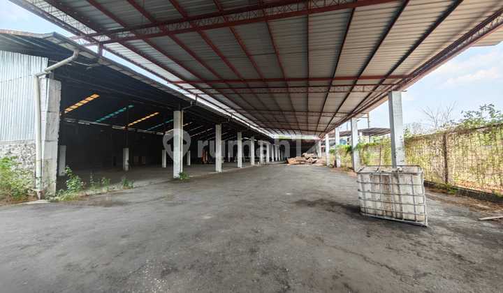 GUDANG ZONA INDUSTRI LUAS 1,5 HA LOKASI POLOKARTO - SUKOHARJO