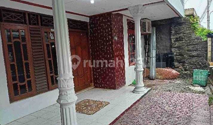 Rumah Siap Pakai Lokasi Strategis Laweyan,Solo Luas 100M2 2
