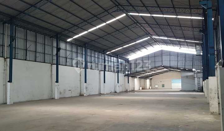 Disewakan Gudang Siap Pakai Lokasi Strategis Adisucipto 2900 Meter Strategis Murah  2