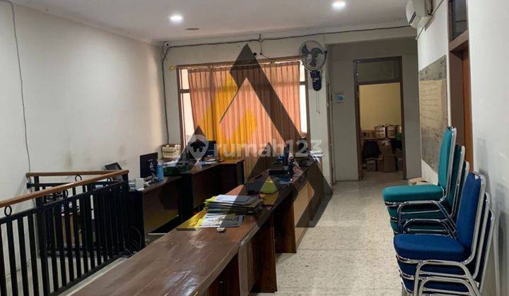  Dijual Segera Gedung Kantor Lokasi Di Sriwedari Solo 249m2 2