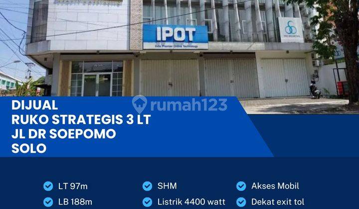 Dijual Ruko Strategis 3 Lantai Luas 97m2 Banjarsari,surakarta 1