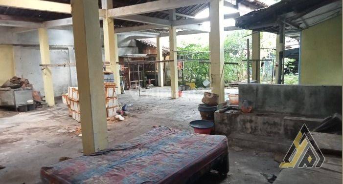 Dijual Ruko Strategis 1 Lantai, Lokasi Kartasura, Sukoharjo,luas 815m2,BU  2