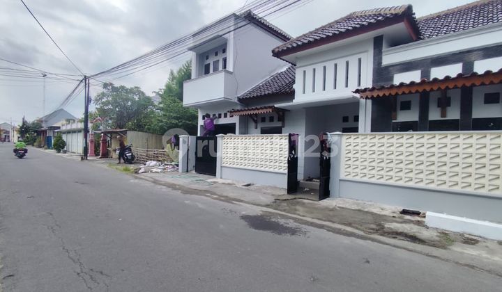 Rumah Siap Pakai Lokasi Colomadu, Karanganyar Luas 110M2 2