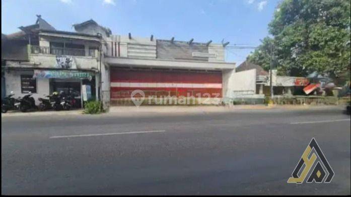 Dijual Ruko Strategis,lokasi Kartasura, Sukoharjo,720m2,bu  2