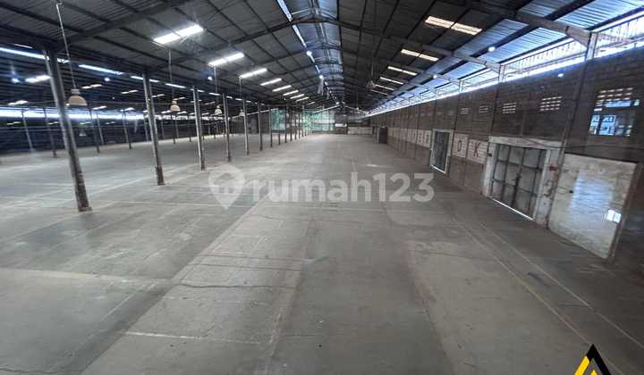 Warehouse and Office Location Ngaliyan, Semarang Area 1.1 Hectares 1