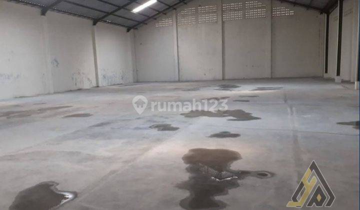 Disewakan Gudang Strategis 1600m2 Zona Kuning Lokasi Jebres,solo 2