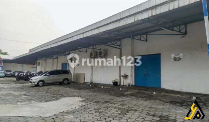 Super Strategic Industrial Warehouse in Laweyan Industry, Solo, 4413m2