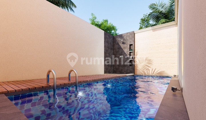 Luxury House with Private Swimming Pool Sleman 2